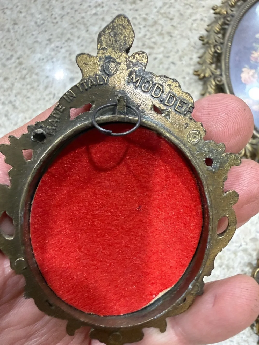 1950s - Made in Italy, Brass Vintage-Style Floral Wall Decor look ofAntique Gold - Picture 7 of 15